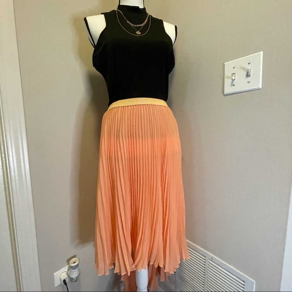 Peach pleated high-low skirt